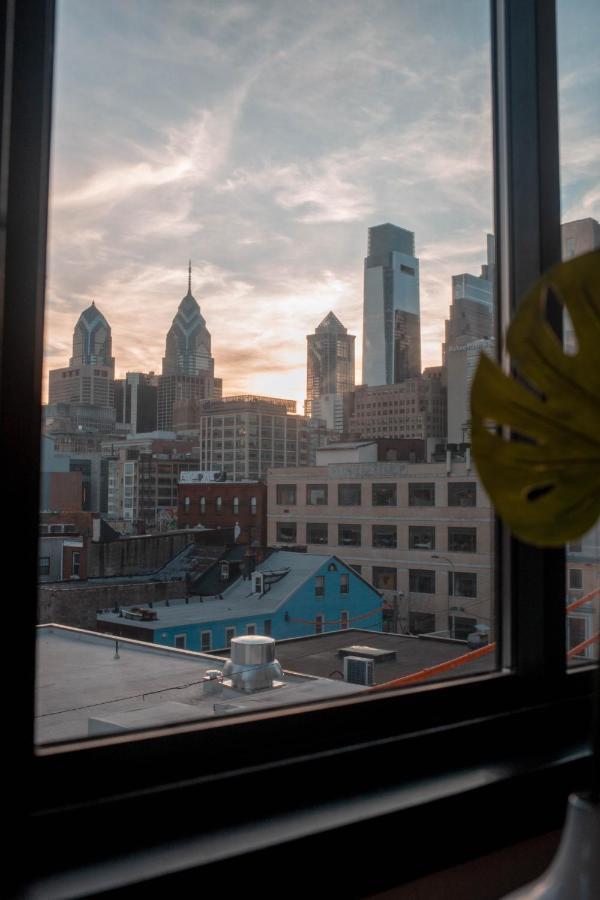 Apartment Congress Loft, Center City, Amazing Views - Contactless Check In *